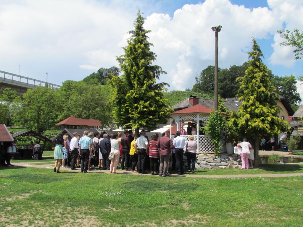 Crni Baron Pension Black Baron Maribor Luaran gambar
